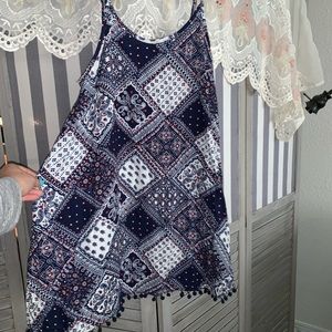 🛑 SOLD 🛑.    Dark blue, white and red dress!